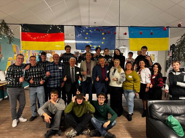 Bild vergr&ouml;&szlig;ern: 241218_Delegation_aus_Krasnosilka