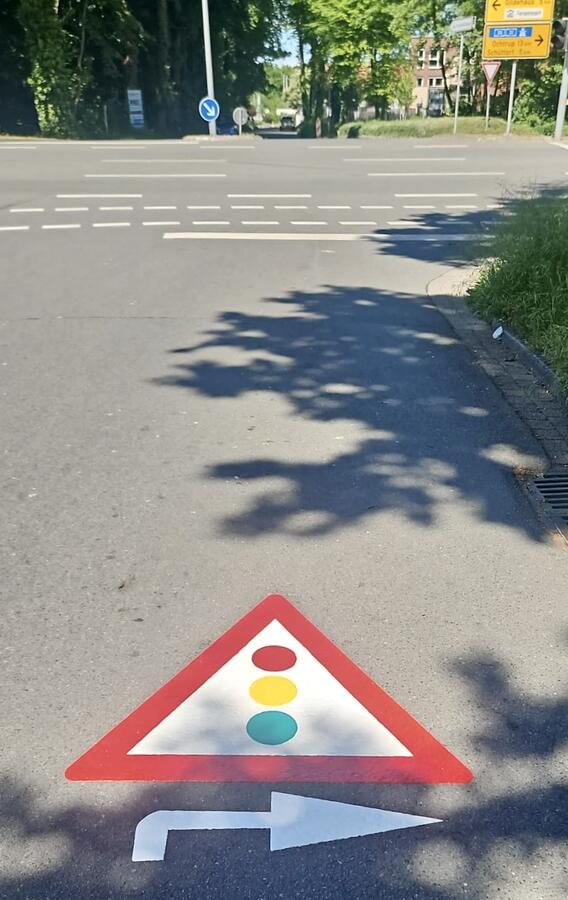 Bild vergr&ouml;&szlig;ern: Fußgängerampel L39 Ecke Funkenstiege