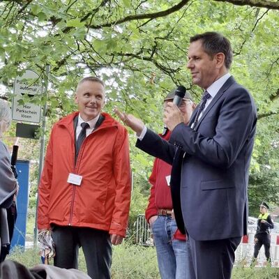 Bild vergr&ouml;&szlig;ern: Ministerpräsident Olaf Lies in Bad Bentheim