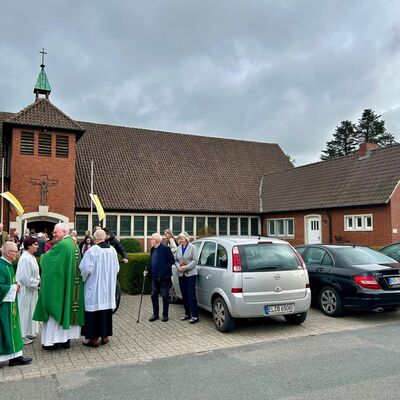 Bild vergr&ouml;&szlig;ern: Abschied von Gildehauser Kirchengebäude 2