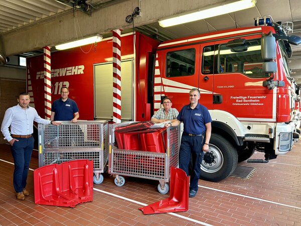 Bild vergr&ouml;&szlig;ern: Rollcontainer für die Ortsfeuerwehr Gildehaus