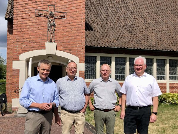 Bild vergr&ouml;&szlig;ern: Rockmusik-Stiftung kauft Gildehauser Kirche