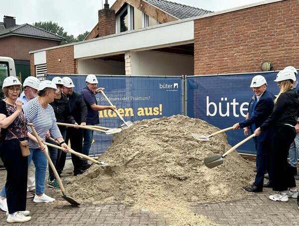 Erster Spatenstich für Kita „Luthers Apfelgarten“